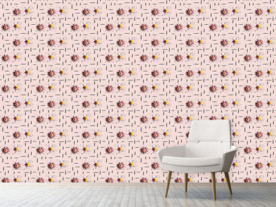 patterned-wallpaper-counting-daisies