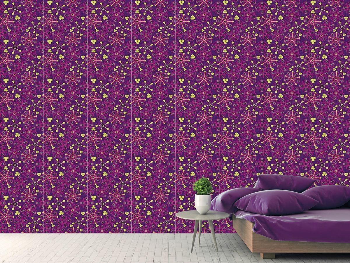 patterned-wallpaper-fortune-flowers