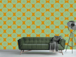 patterned-wallpaper-lanterns