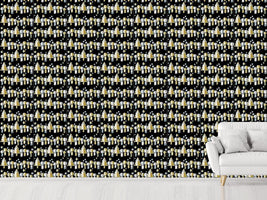 patterned-wallpaper-candle-light-in-gold-luster
