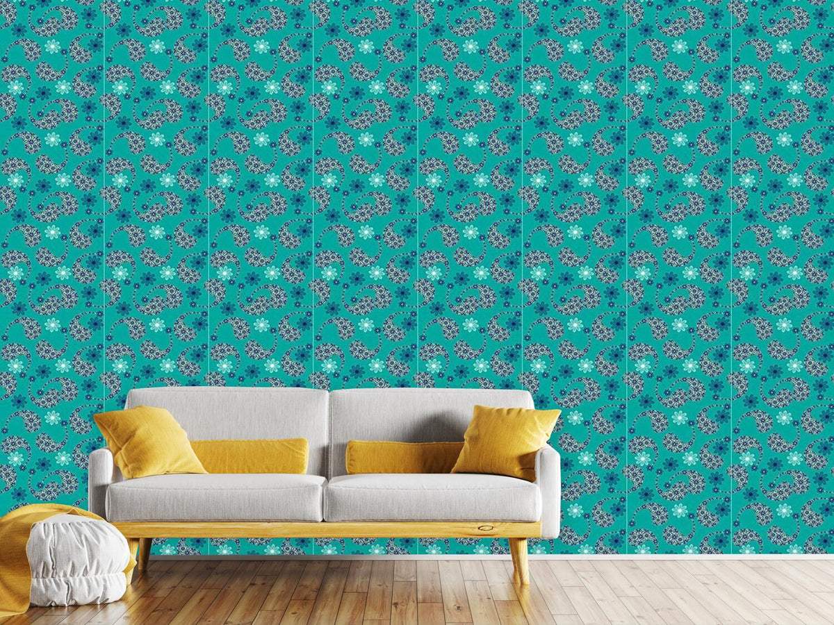 patterned-wallpaper-paisley-friendship