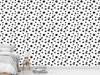 patterned-wallpaper-spray-paint
