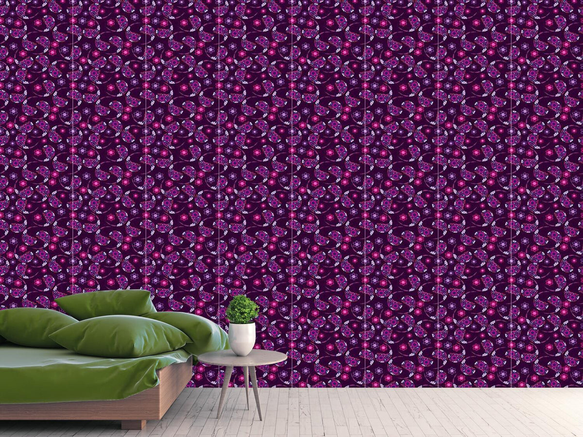patterned-wallpaper-indian-paisley-dream