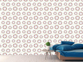 patterned-wallpaper-swirly-carousel