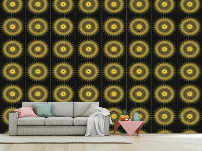patterned-wallpaper-golden-chariot