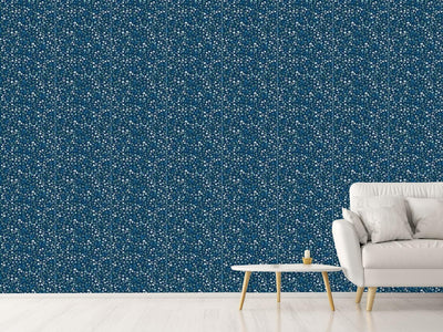 patterned-wallpaper-heart-leaf-romance-at-night