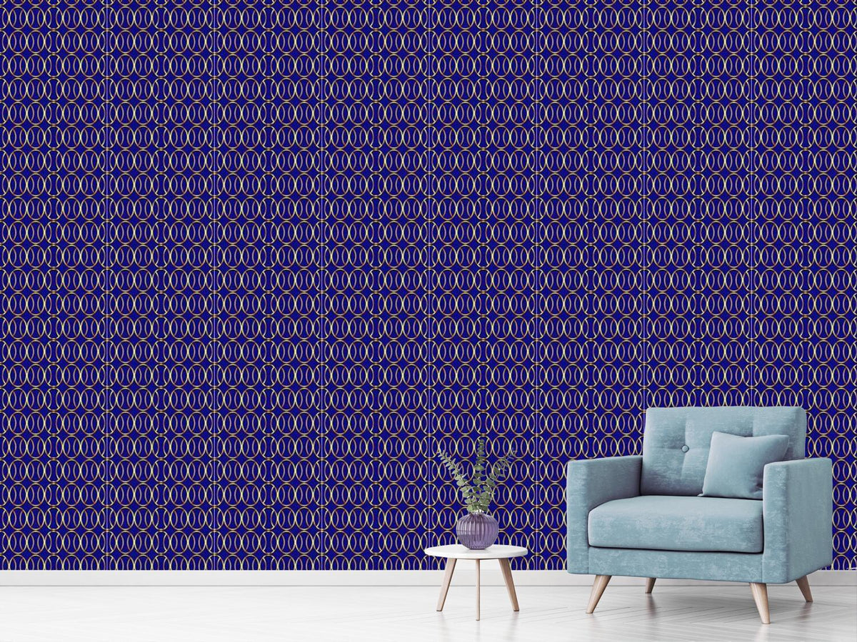 patterned-wallpaper-golden-strings
