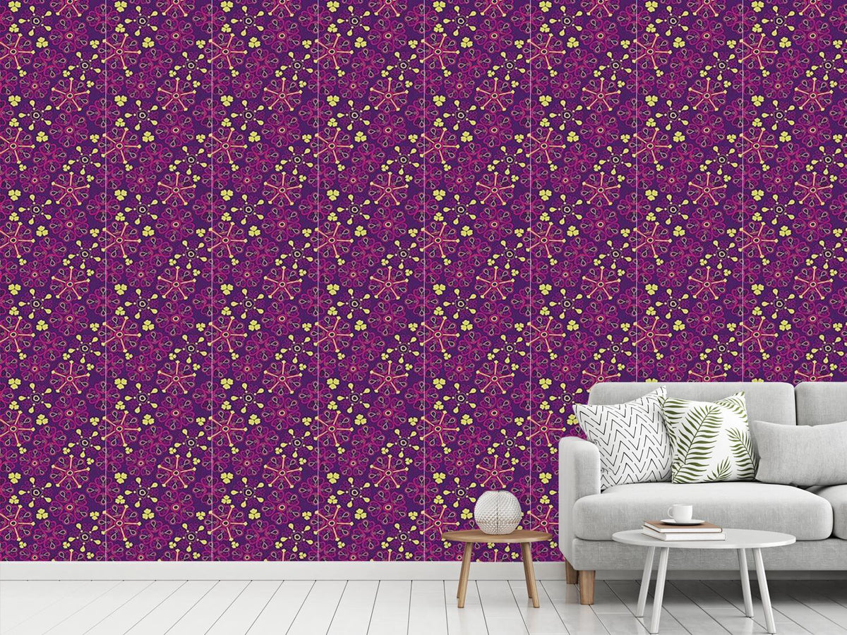 patterned-wallpaper-fortune-flowers