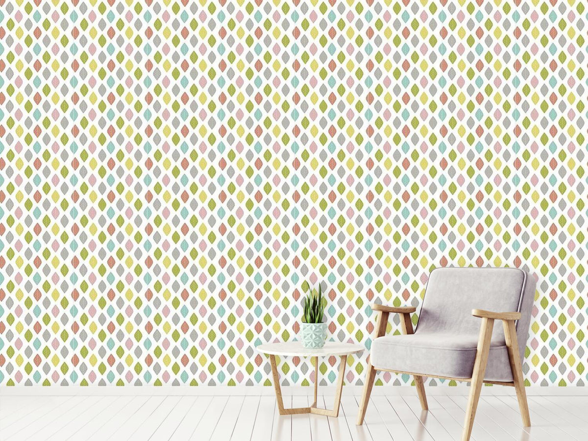 patterned-wallpaper-leaves-in-order