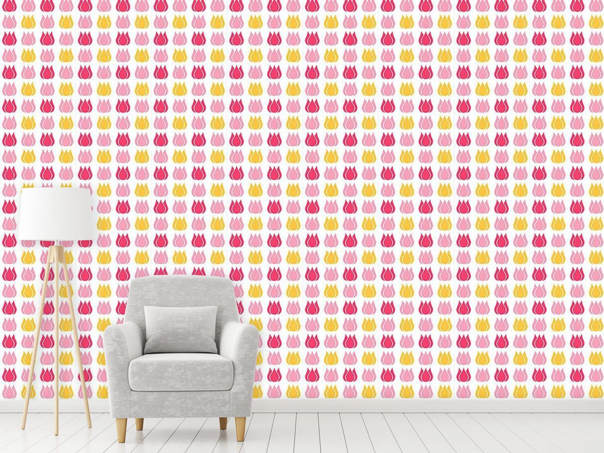 patterned-wallpaper-total-tulip