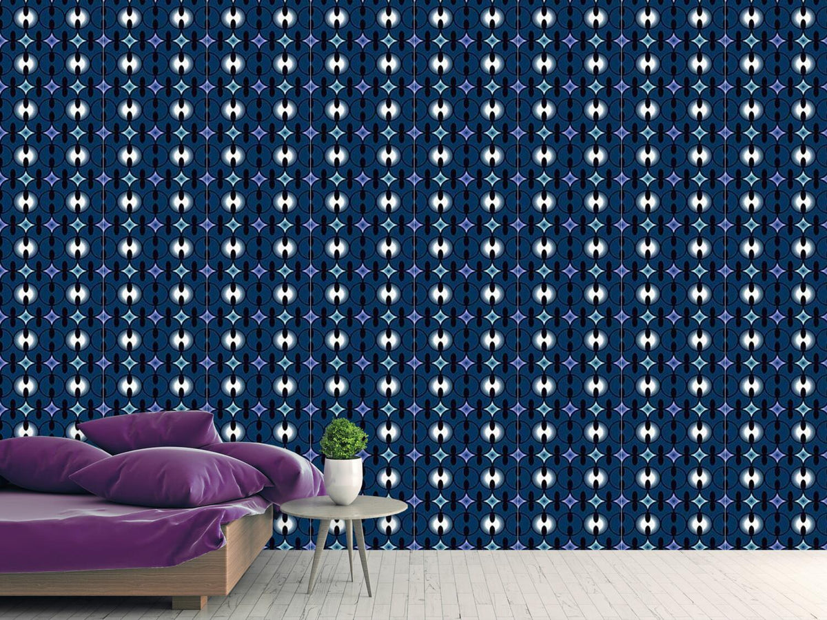 patterned-wallpaper-nocturnal-appearance