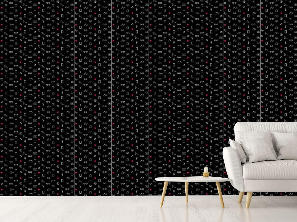 patterned-wallpaper-women-pleasures