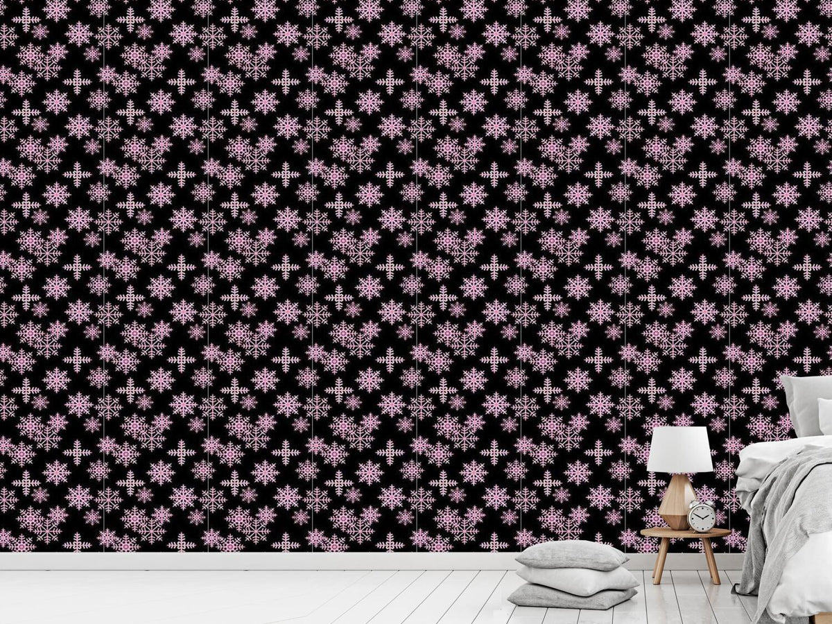 patterned-wallpaper-ice-crystals-black