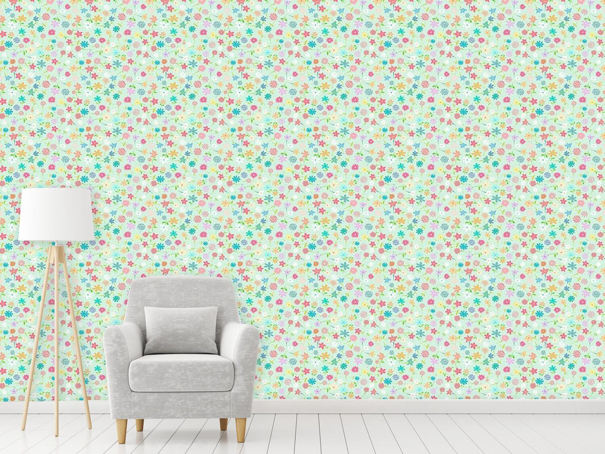 patterned-wallpaper-field-of-flowers