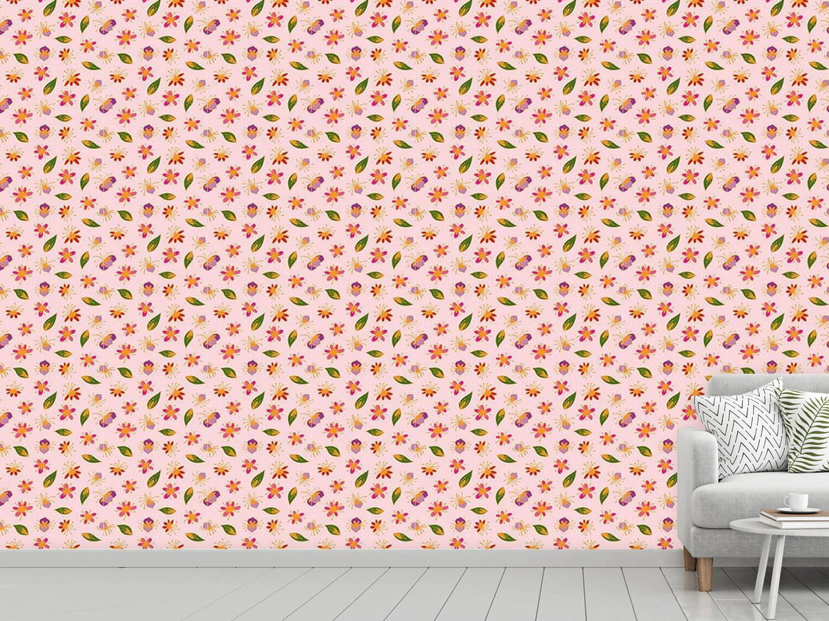 patterned-wallpaper-betty-pink