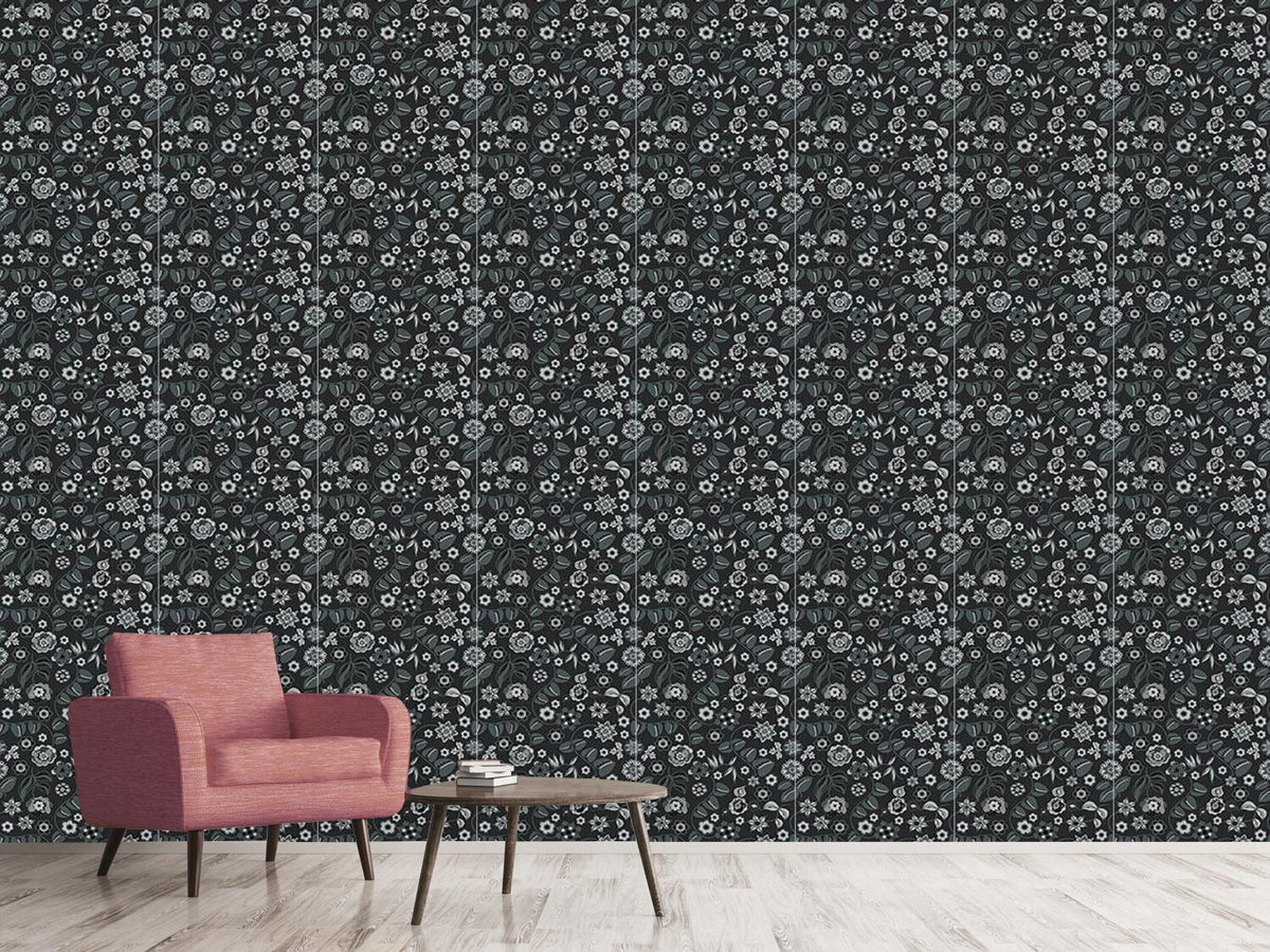 patterned-wallpaper-floral-almrausch-at-night