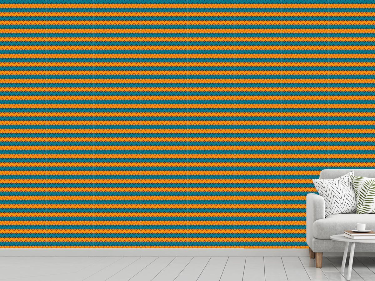 patterned-wallpaper-stripe-contrast