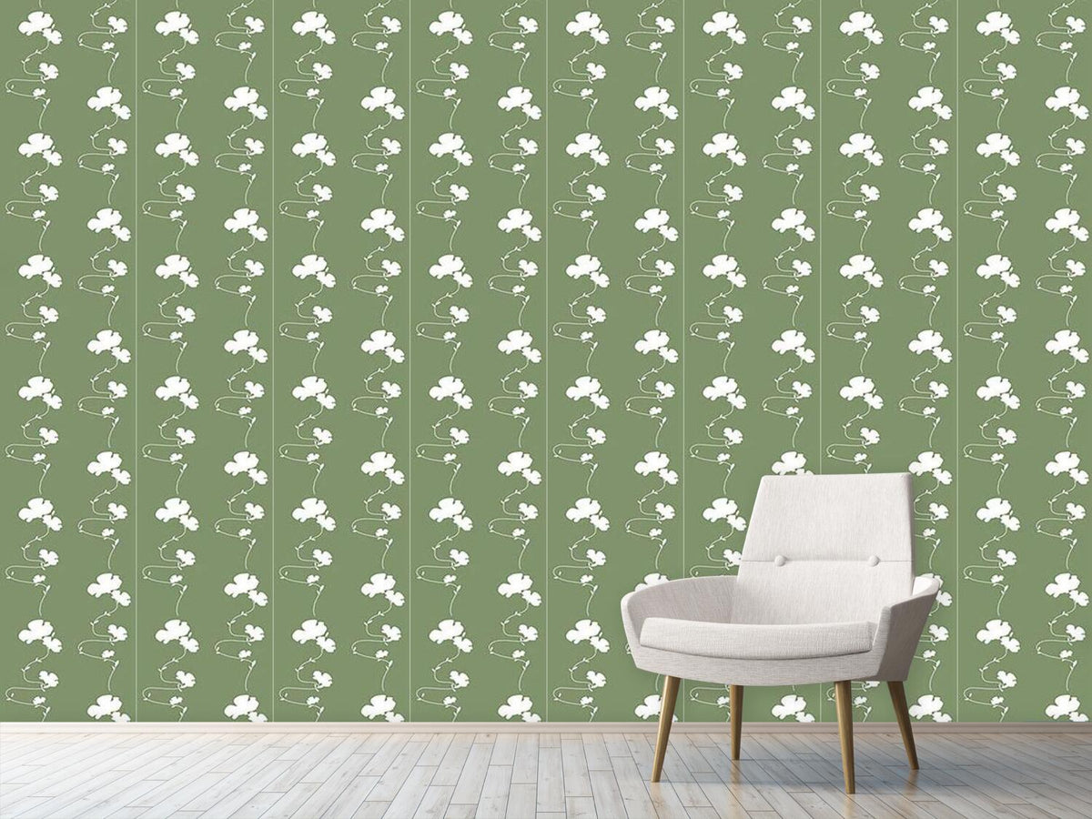 patterned-wallpaper-romantic-floral-design-green