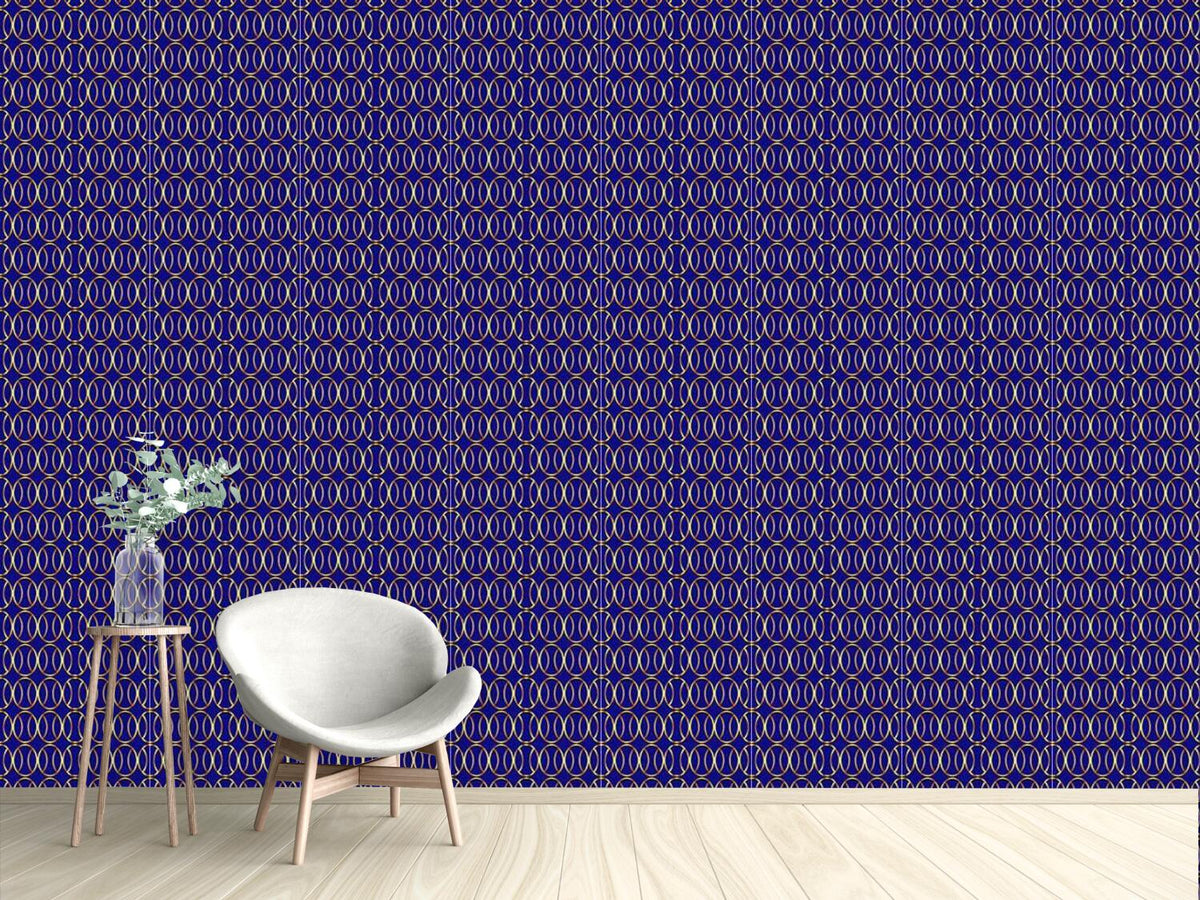 patterned-wallpaper-golden-strings