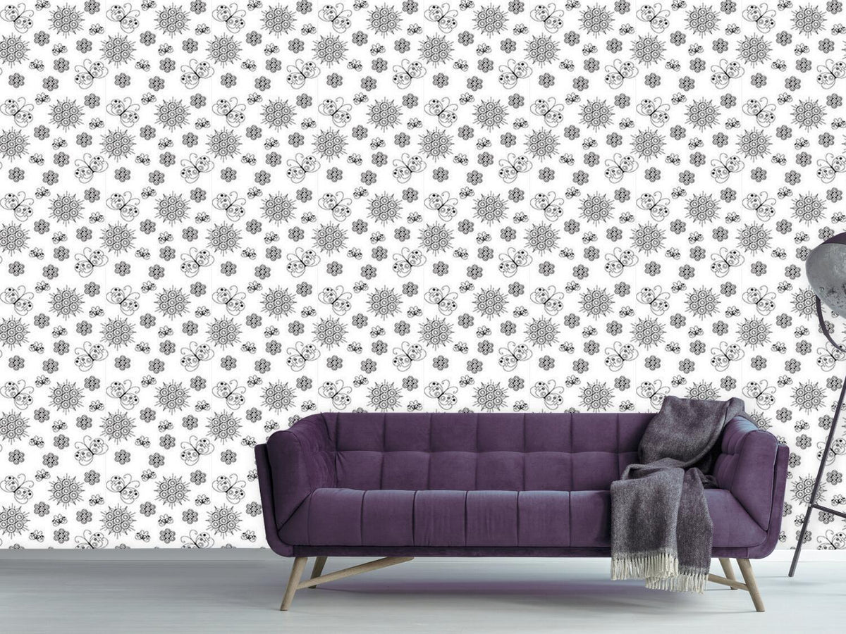 patterned-wallpaper-butterfly-and-flower