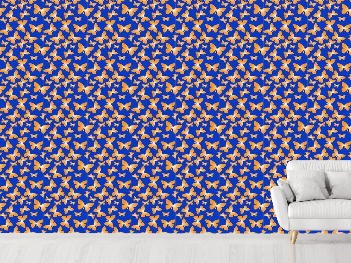 patterned-wallpaper-fly-and-flutter