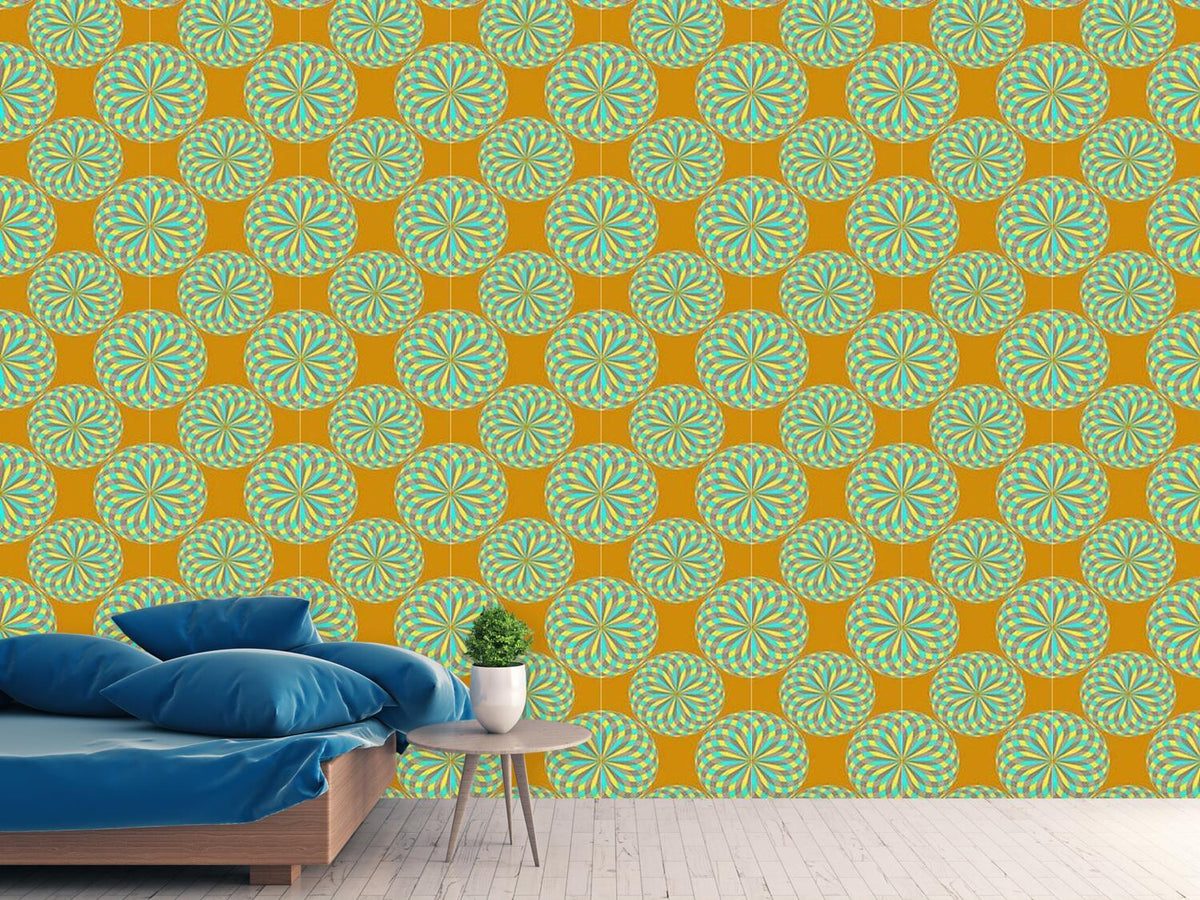 patterned-wallpaper-lanterns