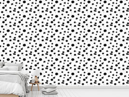 patterned-wallpaper-spray-paint