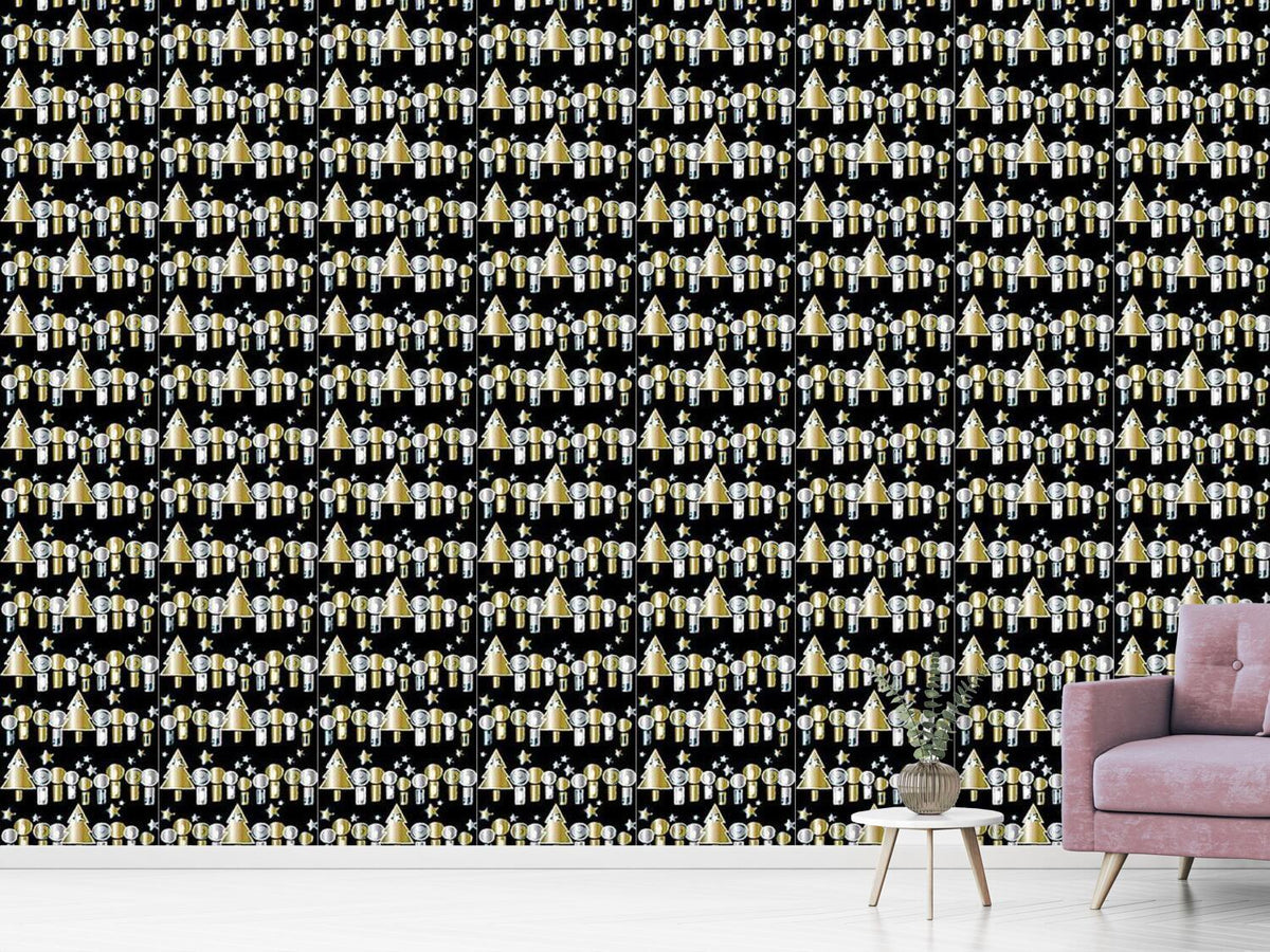 patterned-wallpaper-candle-light-in-gold-luster