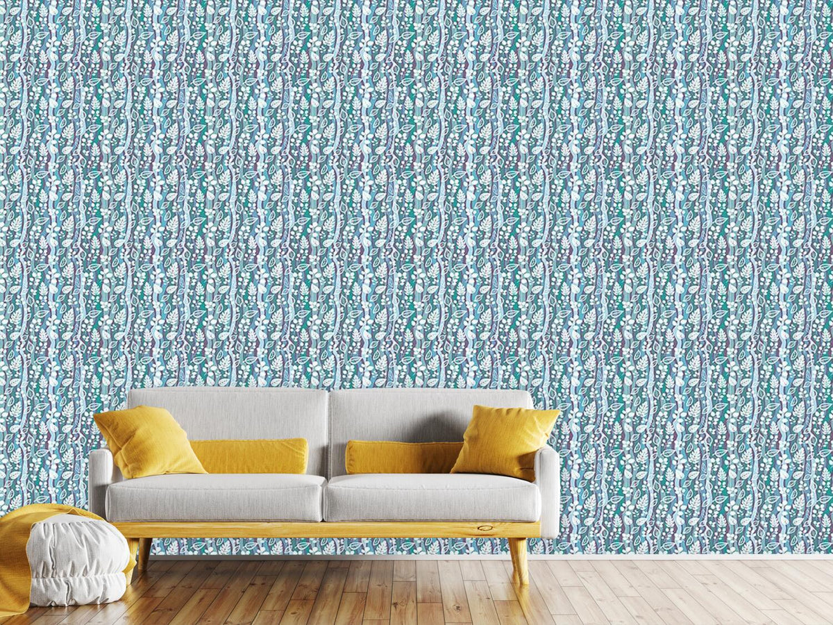 patterned-wallpaper-leaves-in-the-waterfall