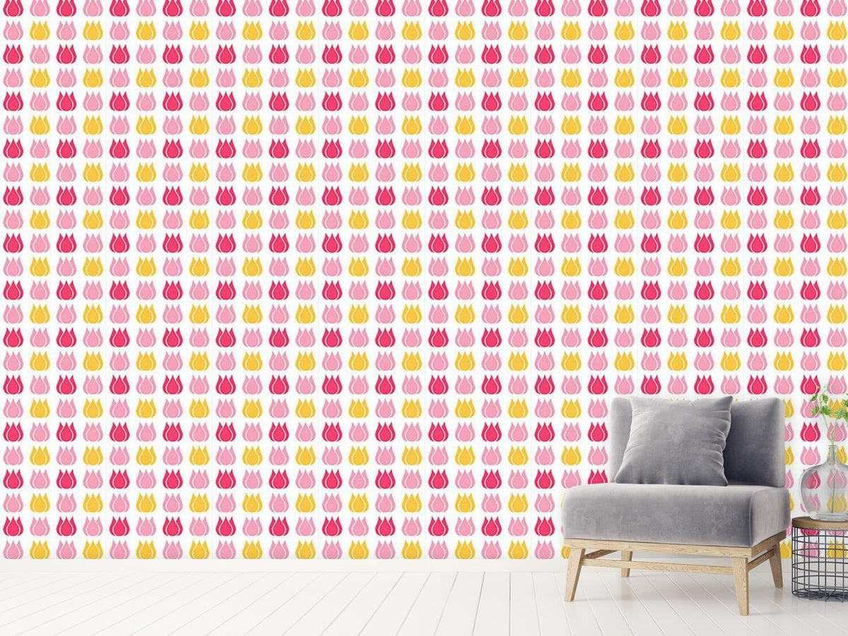patterned-wallpaper-total-tulip