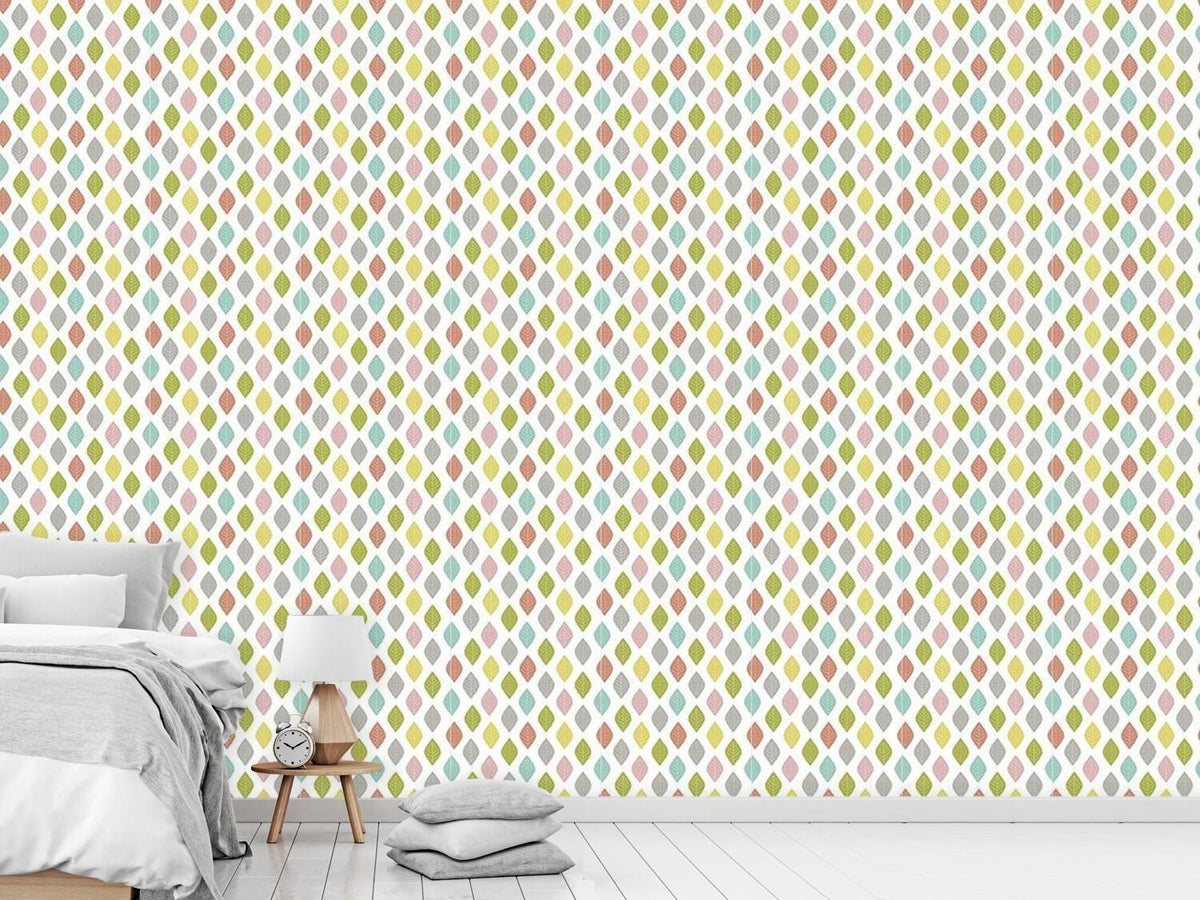 patterned-wallpaper-leaves-in-order