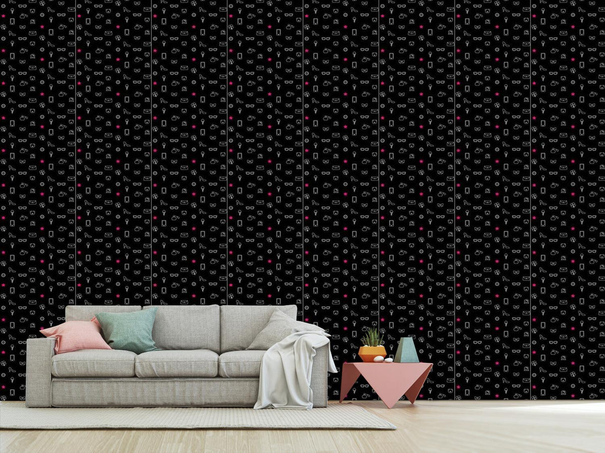 patterned-wallpaper-women-pleasures