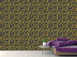 patterned-wallpaper-gold-leaf-silhouettes