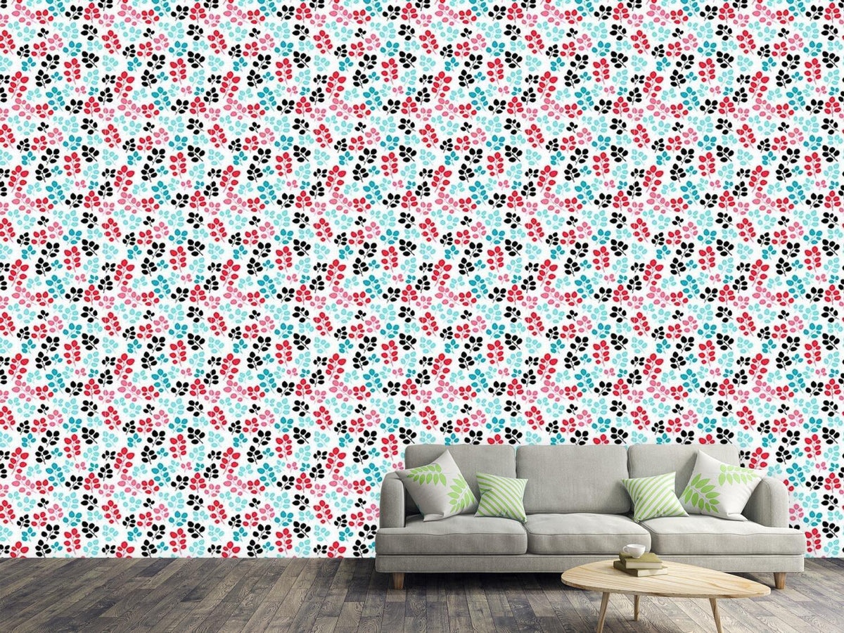 patterned-wallpaper-berry-leaves-in-winter