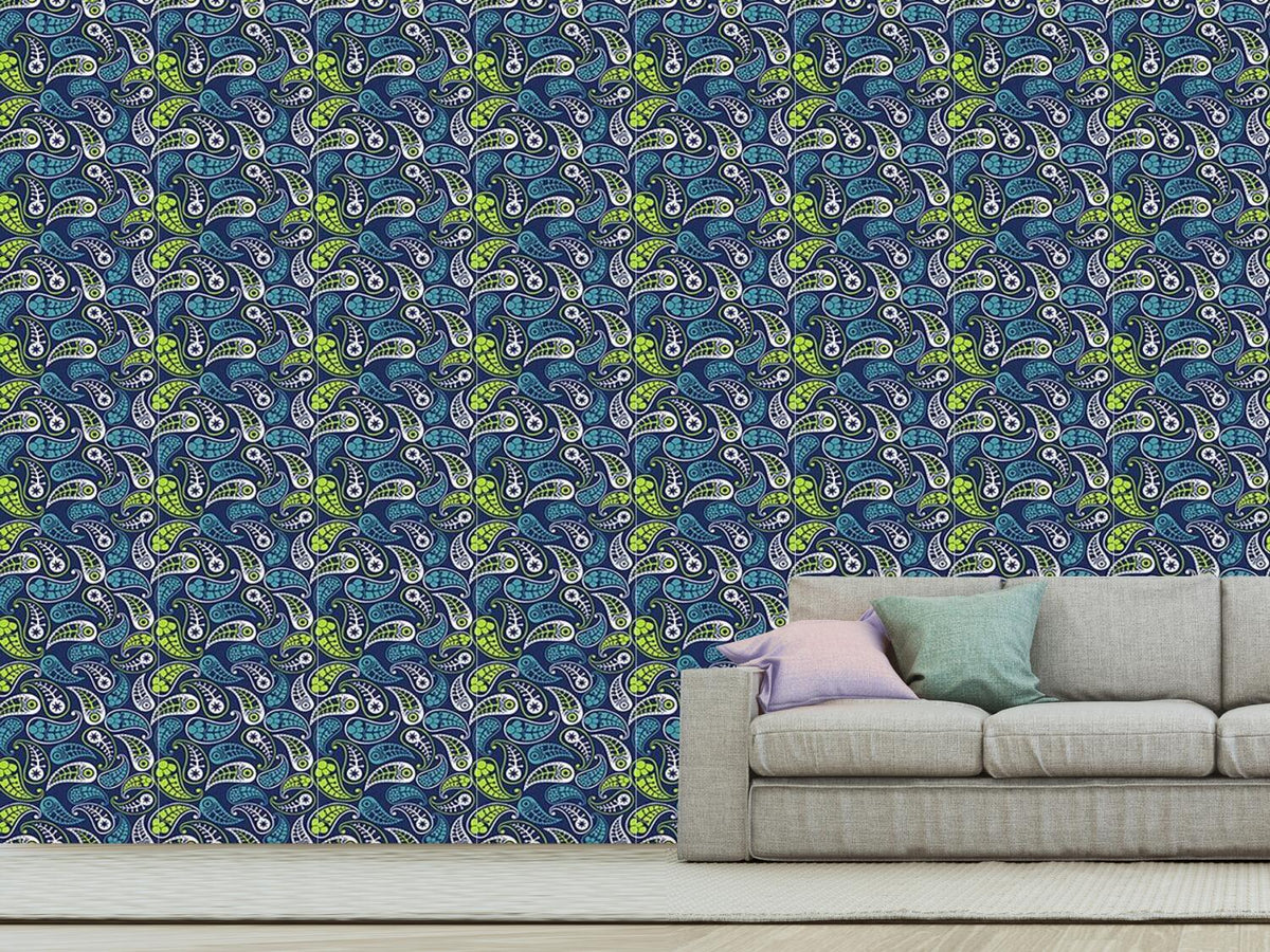 patterned-wallpaper-palace-paisley