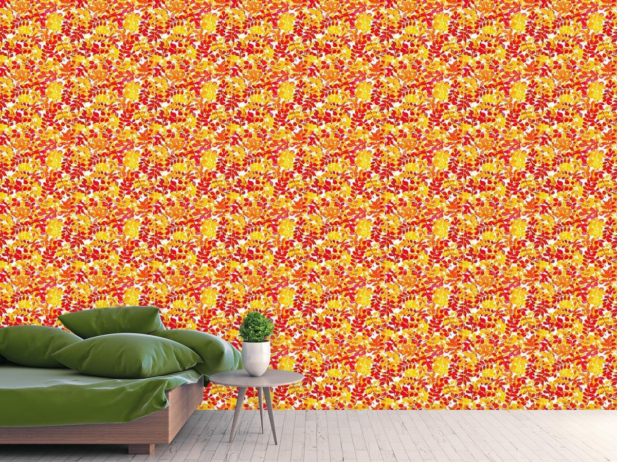 patterned-wallpaper-sun-leaves