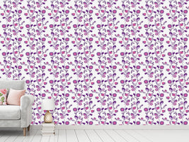 patterned-wallpaper-flowers-from-the-seventies