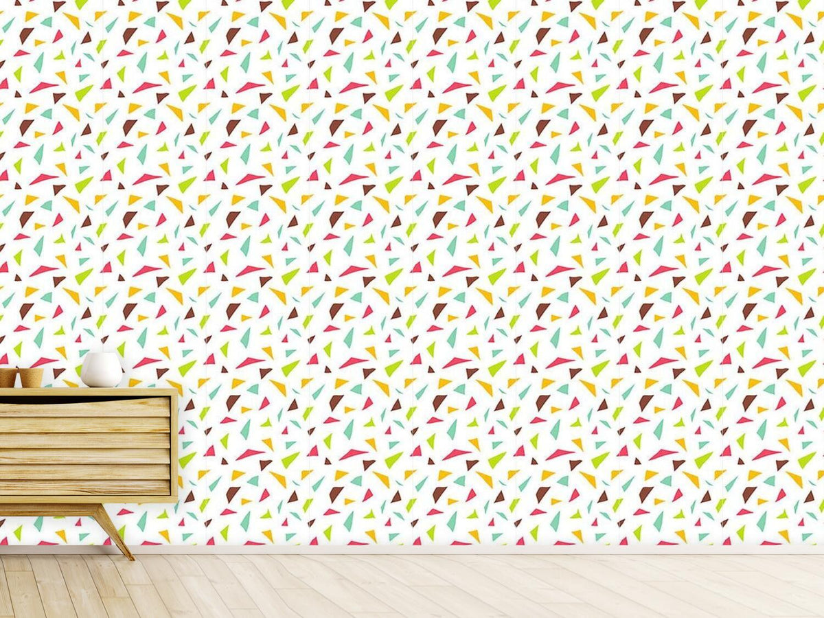 patterned-wallpaper-triangular-confetti